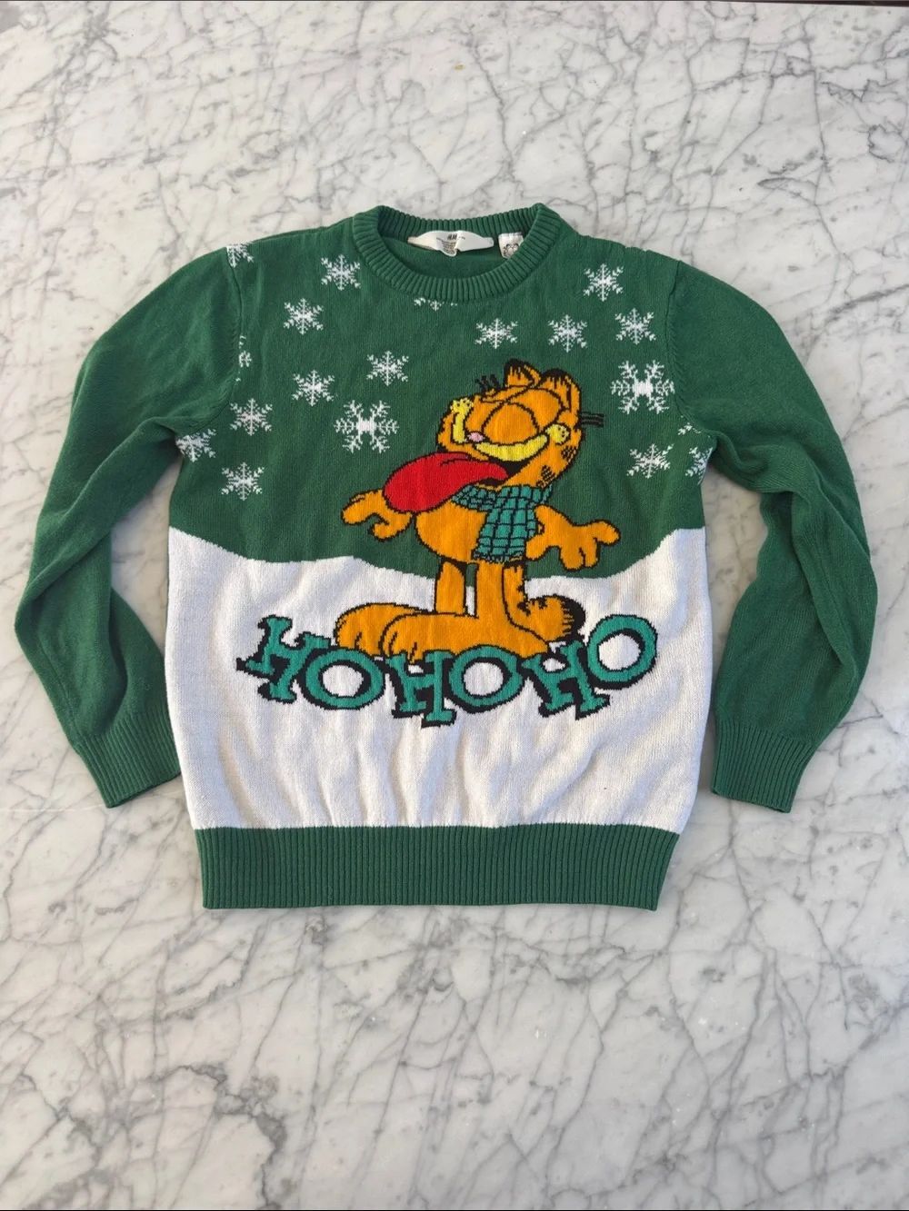 Garfield Christmas Sweater Youth Sz 8/10. NWOT